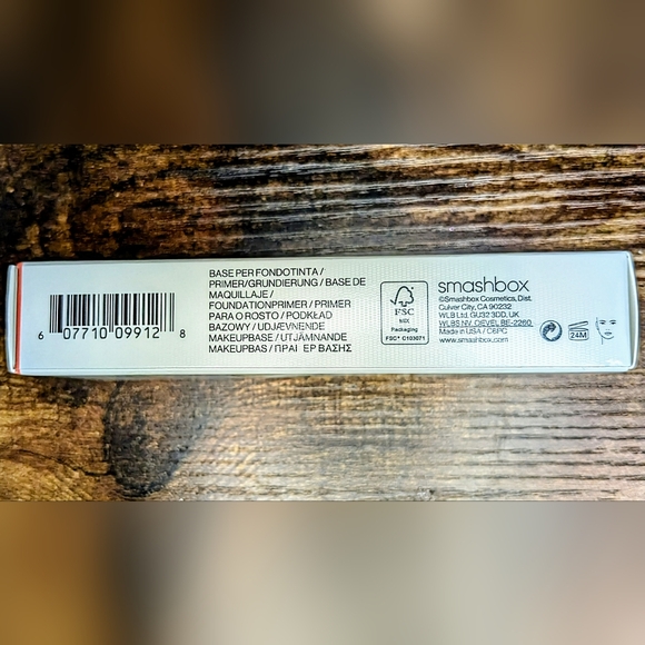 SMASHBOX COSMETICS Photo Finish Illuminate Glow Primer - Picture 2 of 14